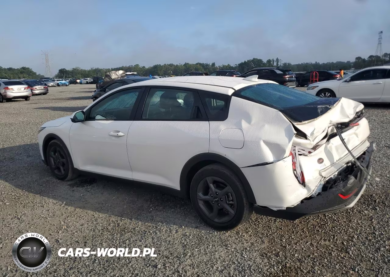 2025 Kia K4 Lxs VIN:3KPFT4DE5SE007132 - 2