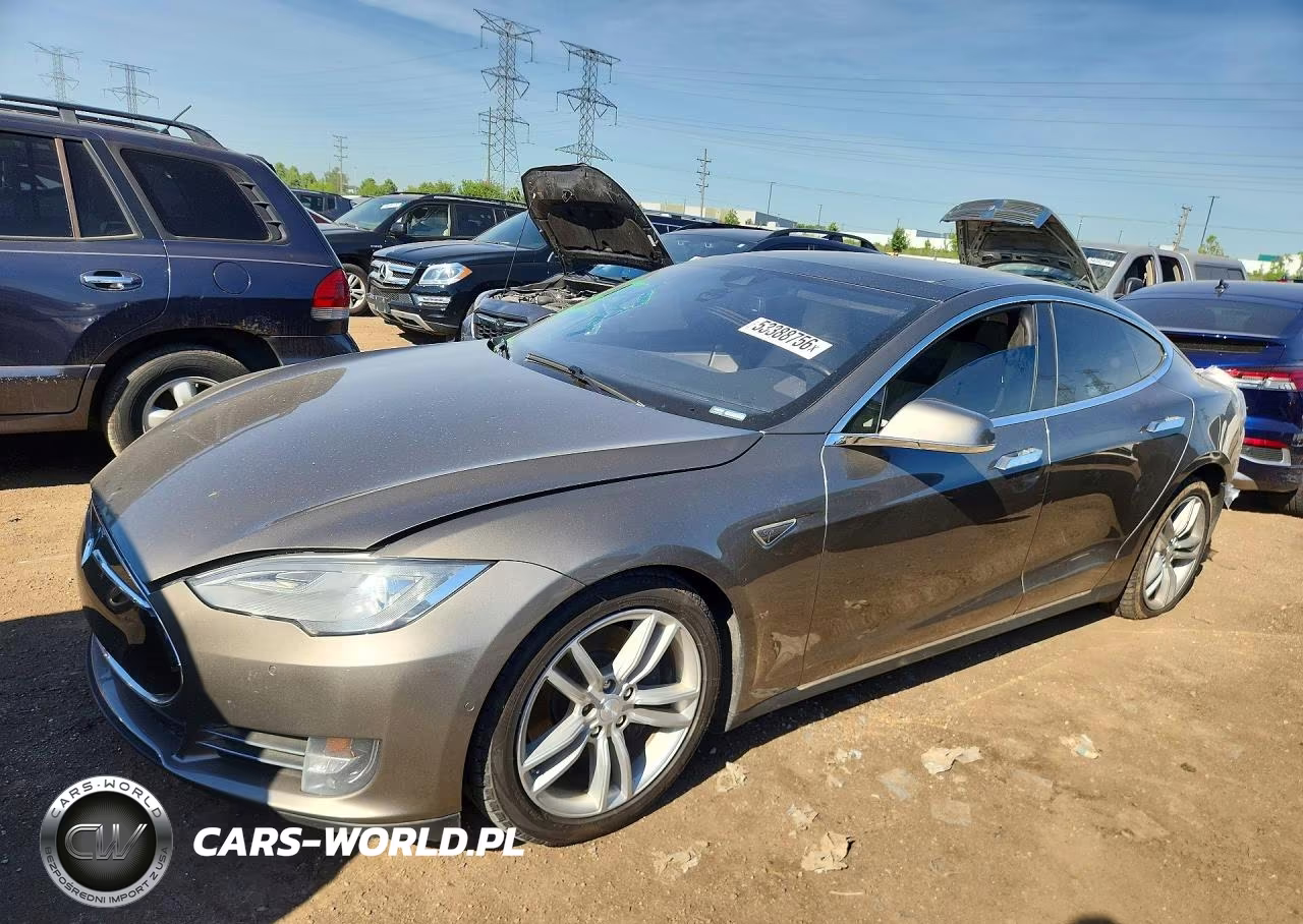 2015 Tesla Model S 70D