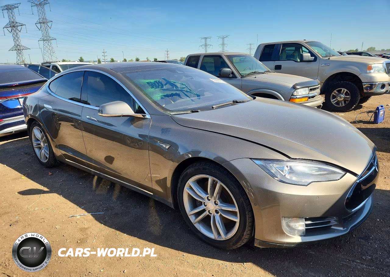 2015 Tesla Model S 70D VIN:5YJSA1S24FF097157 - 4