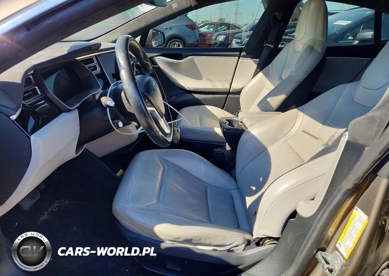 2015 Tesla Model S 70D VIN:5YJSA1S24FF097157 - 7