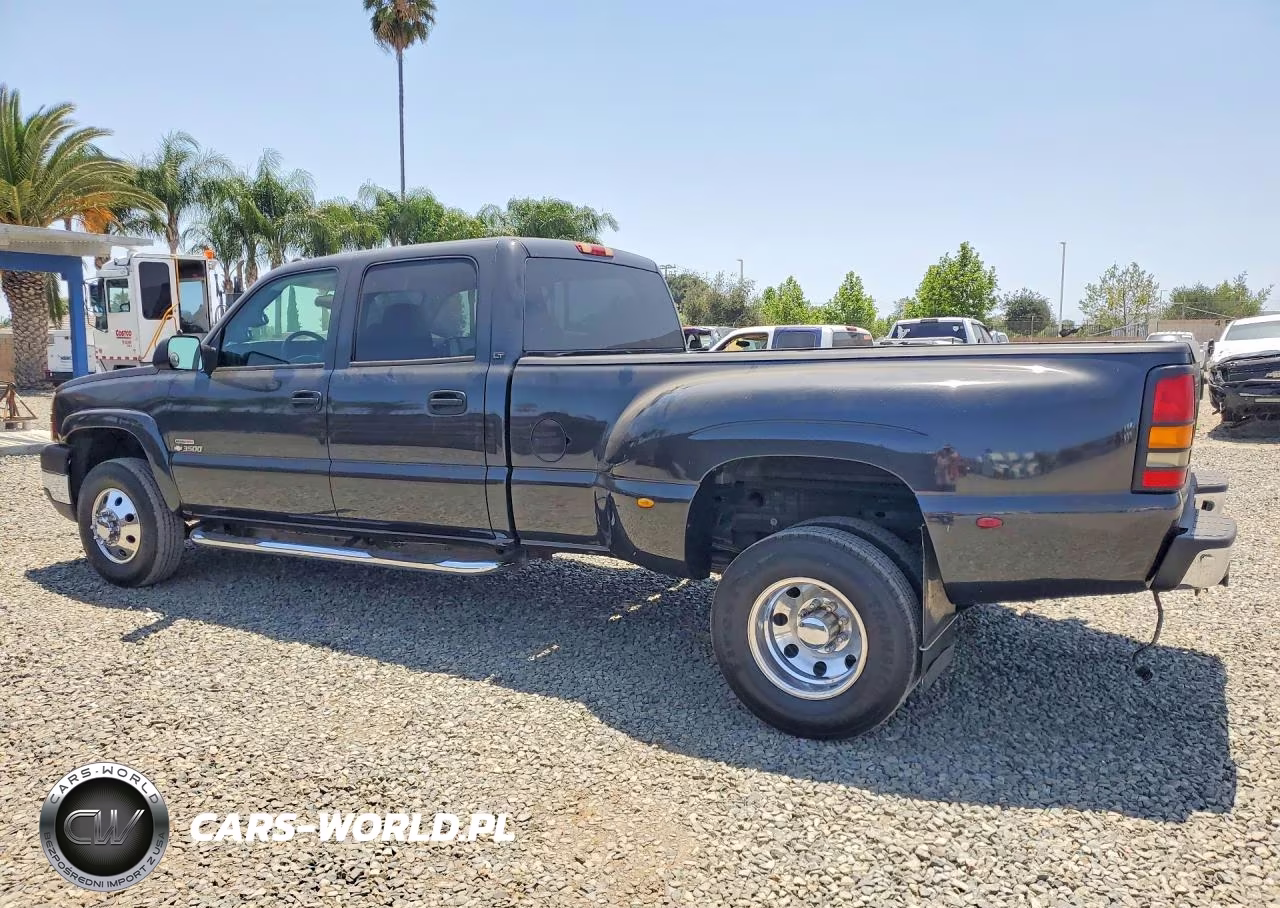 2004 Chevrolet Silverado VIN:1GCJK33184F158688 - 2