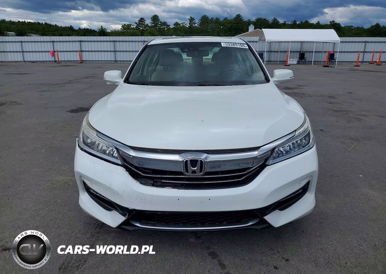 2017 Honda Accord Touring Hybrid VIN:JHMCR6F79HC013378 - 5
