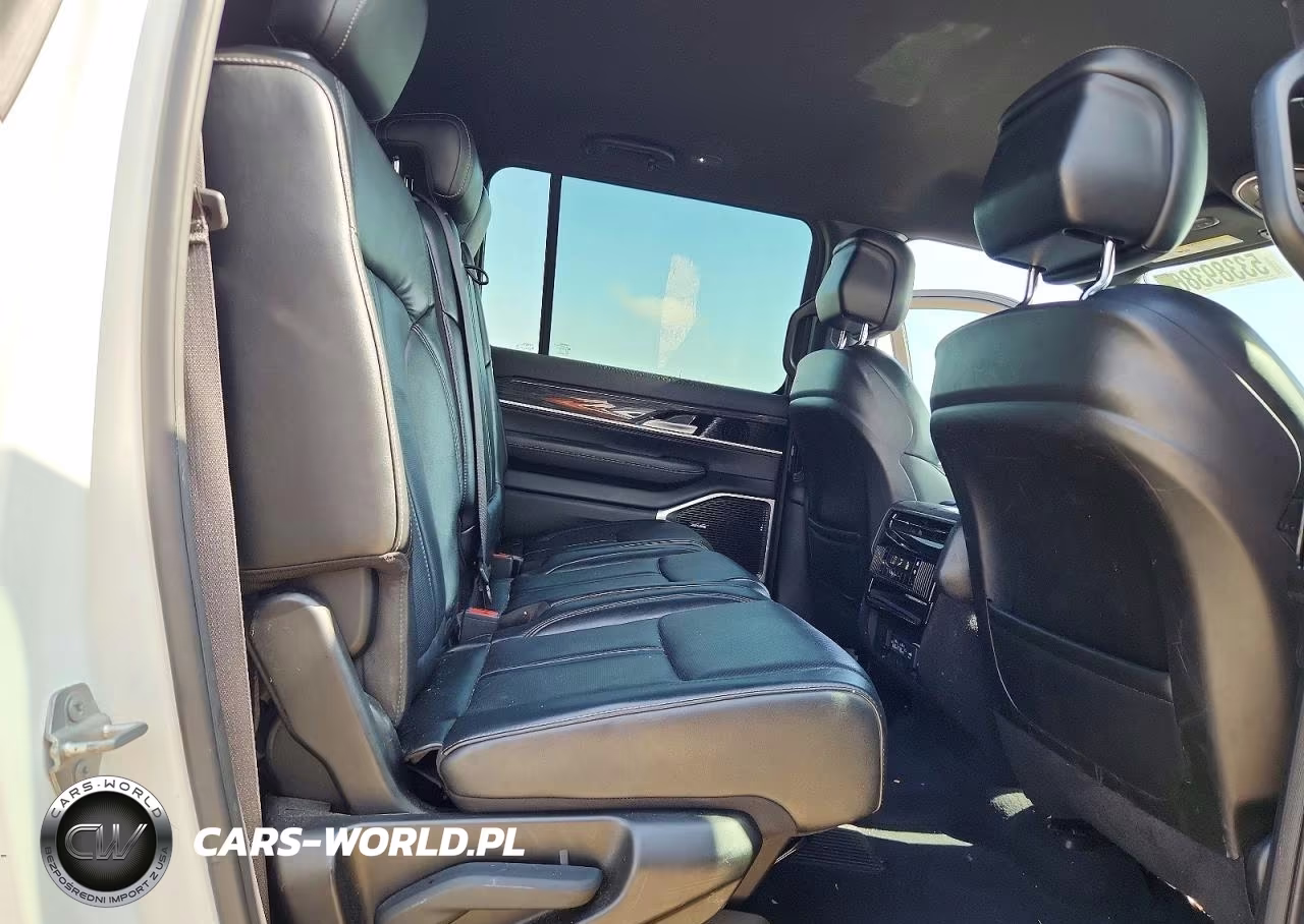 2022 Jeep Wagoneer Series Iii VIN:1C4SJVDT1NS182780 - 11