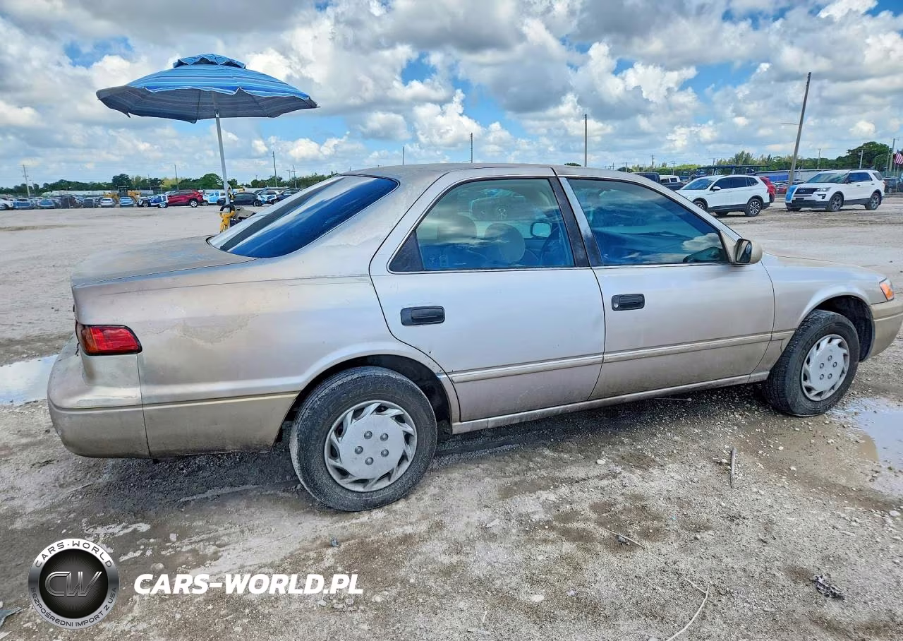 1997 Toyota Camry Le VIN:4T1BG22K6VU800859 - 3