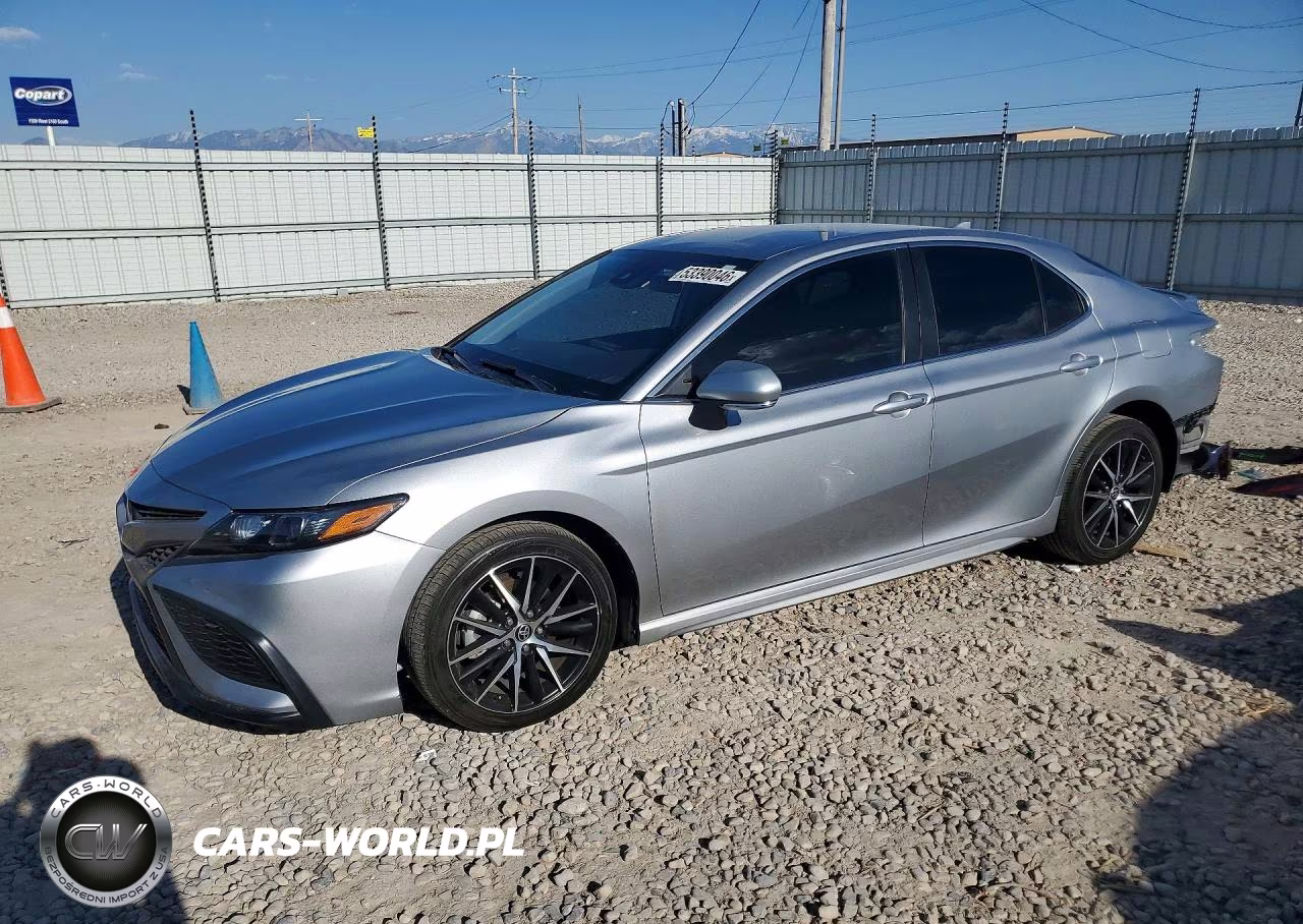2023 Toyota Camry Se – zdjęcie 1 z 13