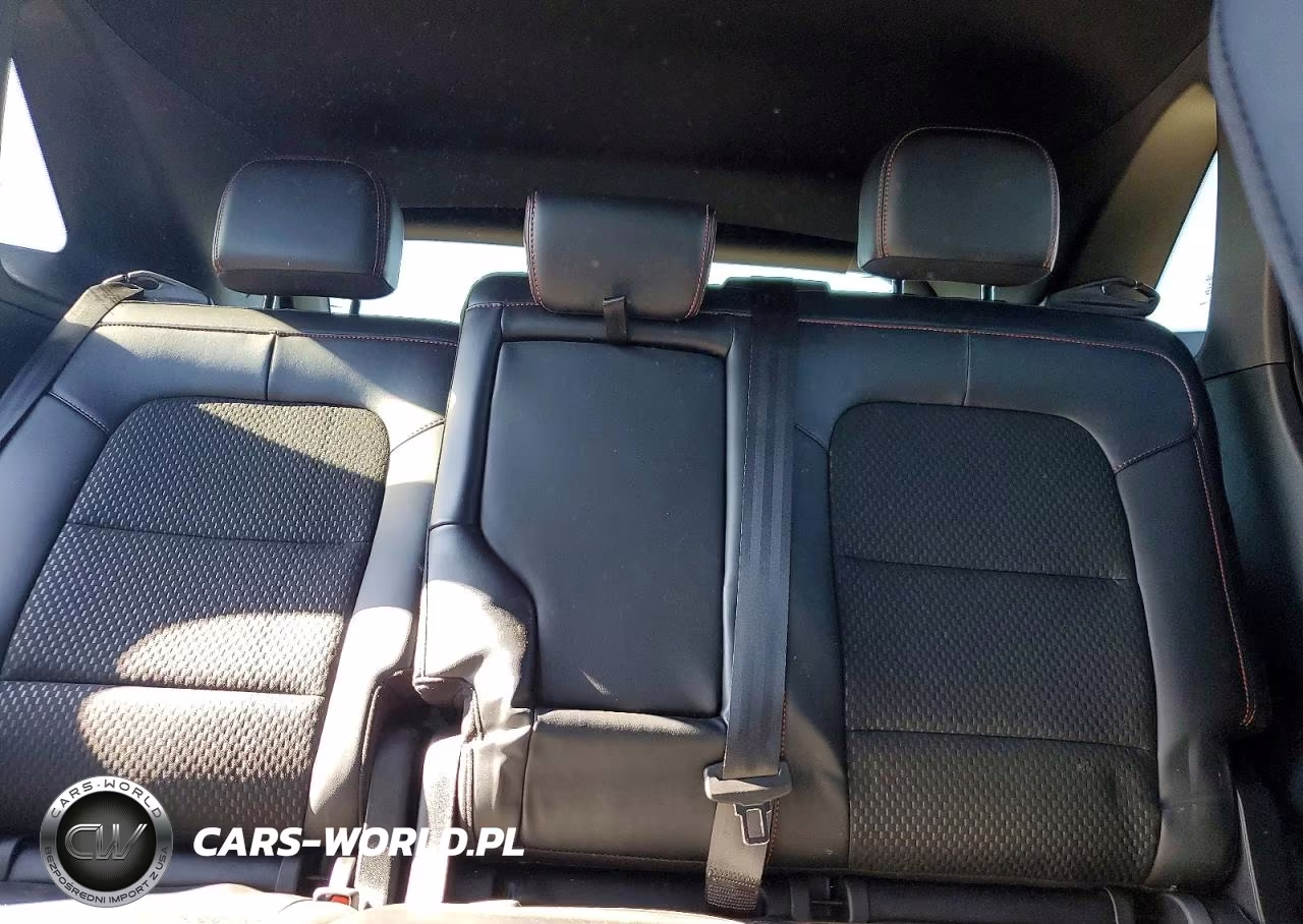 2024 Ford Escape St Line VIN:1FMCU0MN3RUB47311 - 10