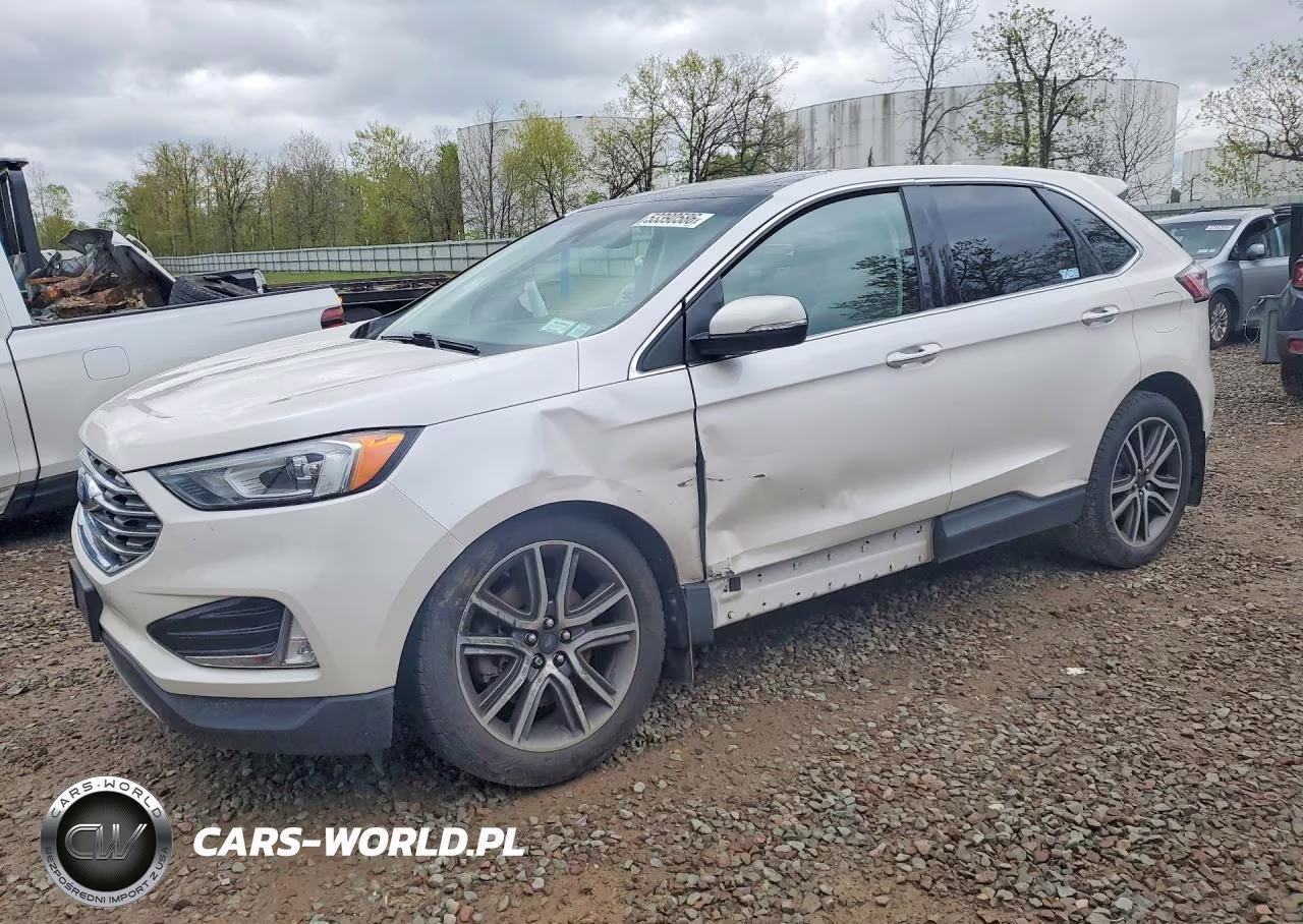 2019 Ford Edge Titanium