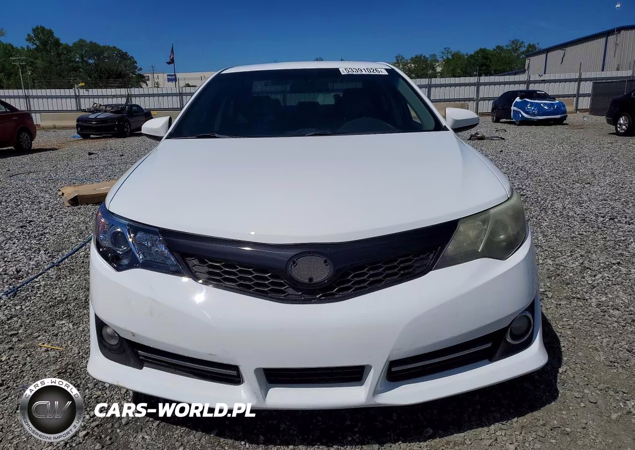 2014 Toyota Camry Se VIN:4T1BF1FKXEU831443 - 5