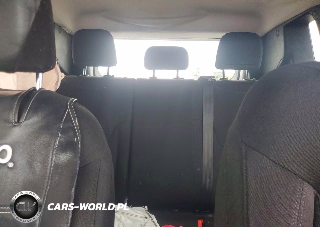2018 Jeep Renegade Latitude VIN:ZACCJABB7JPH06280 - 10