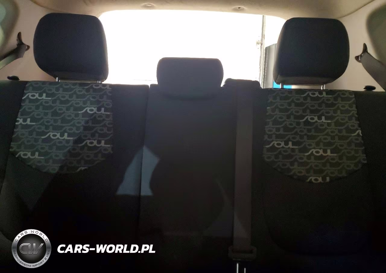 2011 Kia Soul + VIN:KNDJT2A20B7733005 - 10