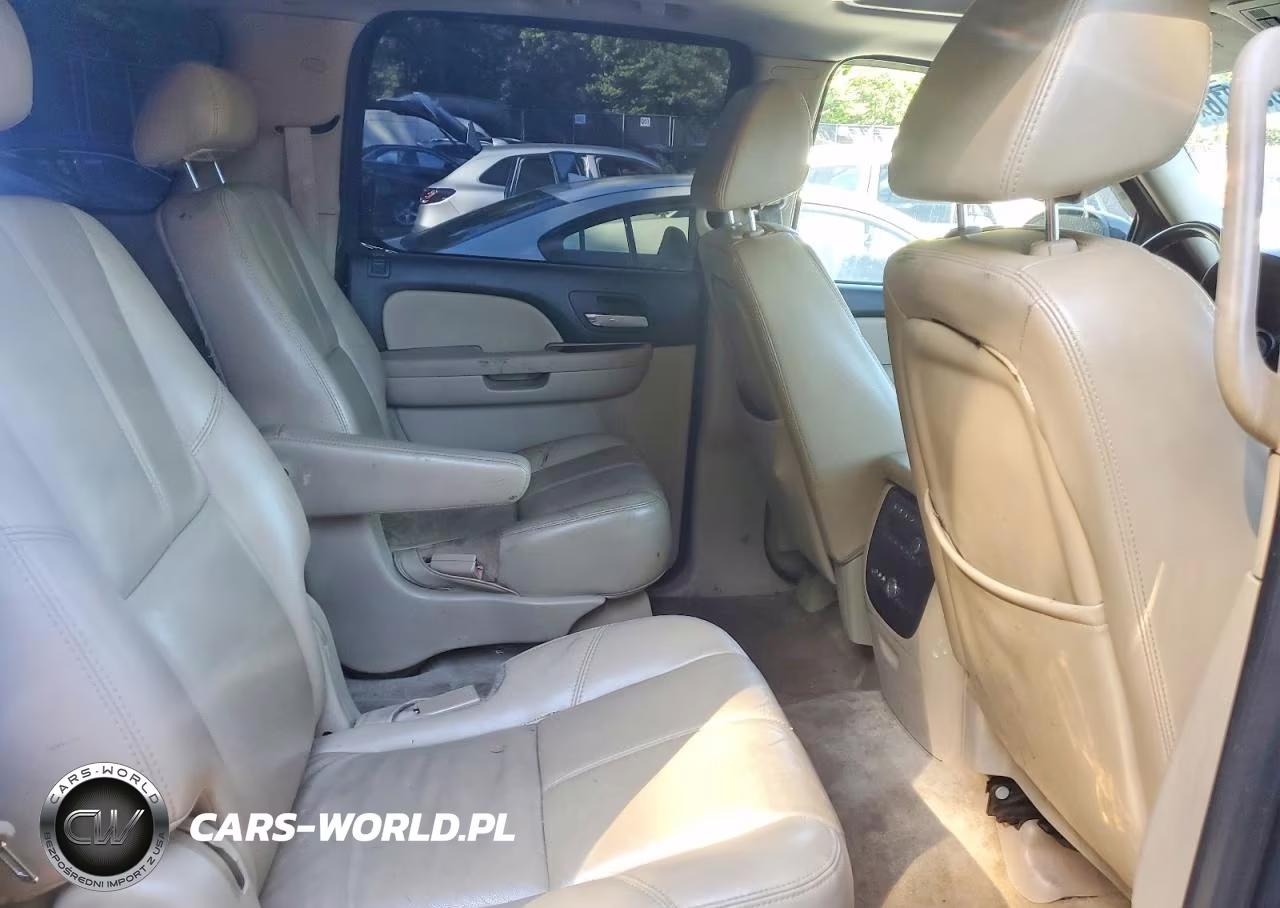 2007 Chevrolet Suburban K1500 VIN:3GNFK16307G109275 - 11