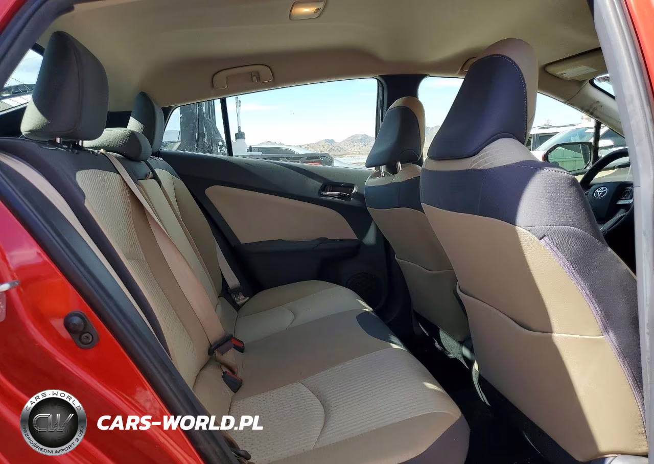 2017 Toyota Prius Two VIN:JTDKBRFUXH3580188 - 10
