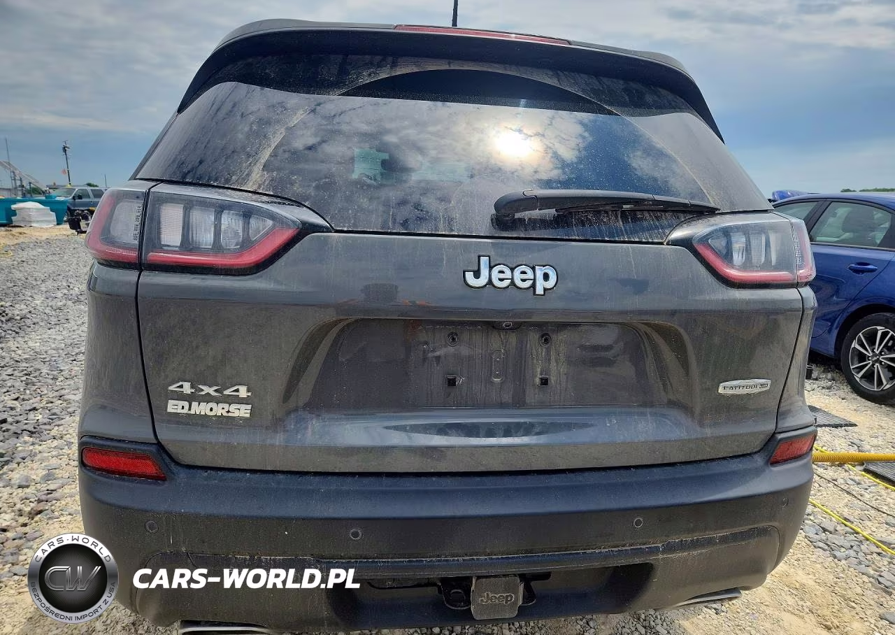2021 Jeep Cherokee Latitude Lux VIN:1C4PJMMXXMD199342 - 6