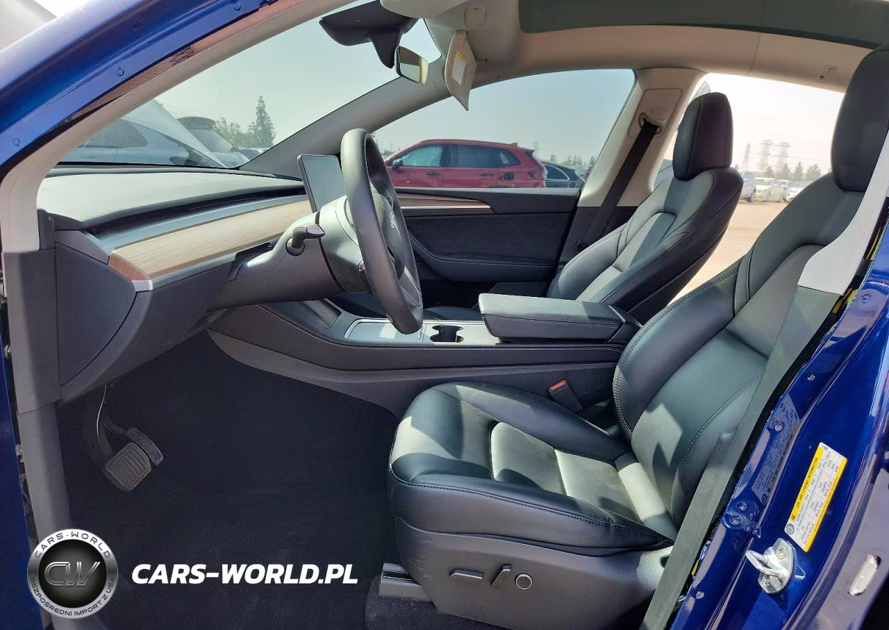 2025 Tesla Model Y VIN:7SAYGDEE9SF219007 - 7