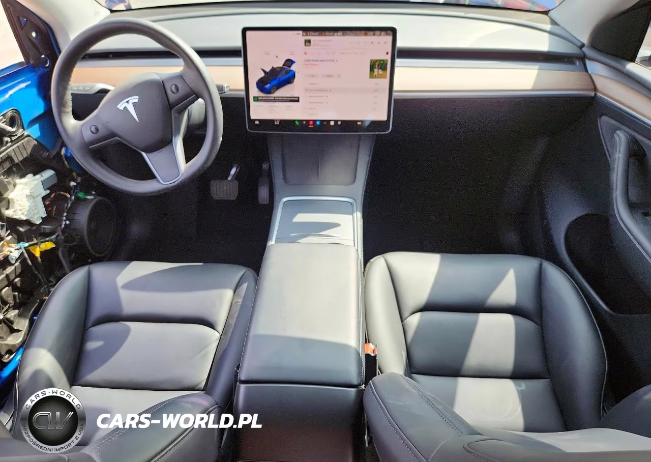 2025 Tesla Model Y VIN:7SAYGDEE9SF219007 - 8