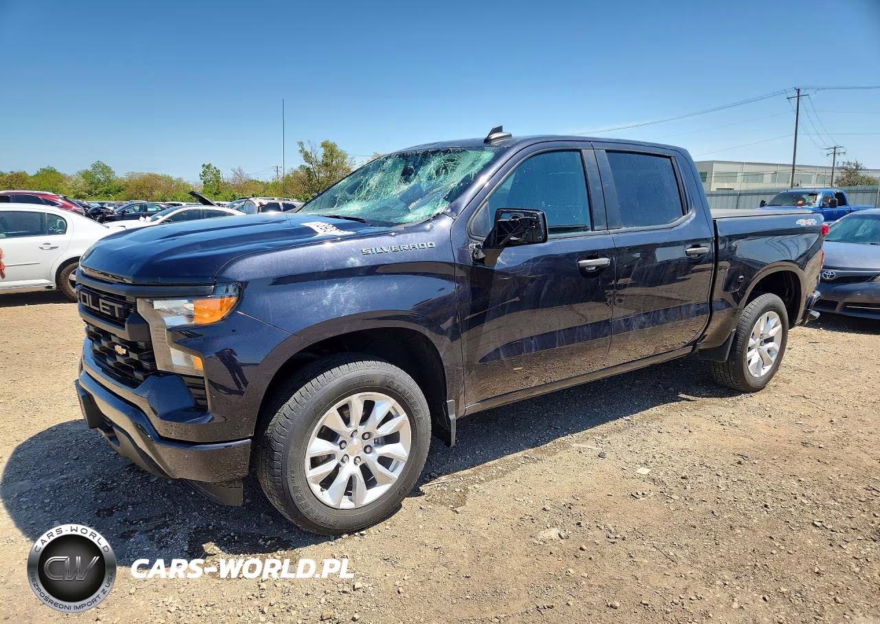 2022 Chevrolet Silverado K1500 Custom – zdjęcie 1 z 12