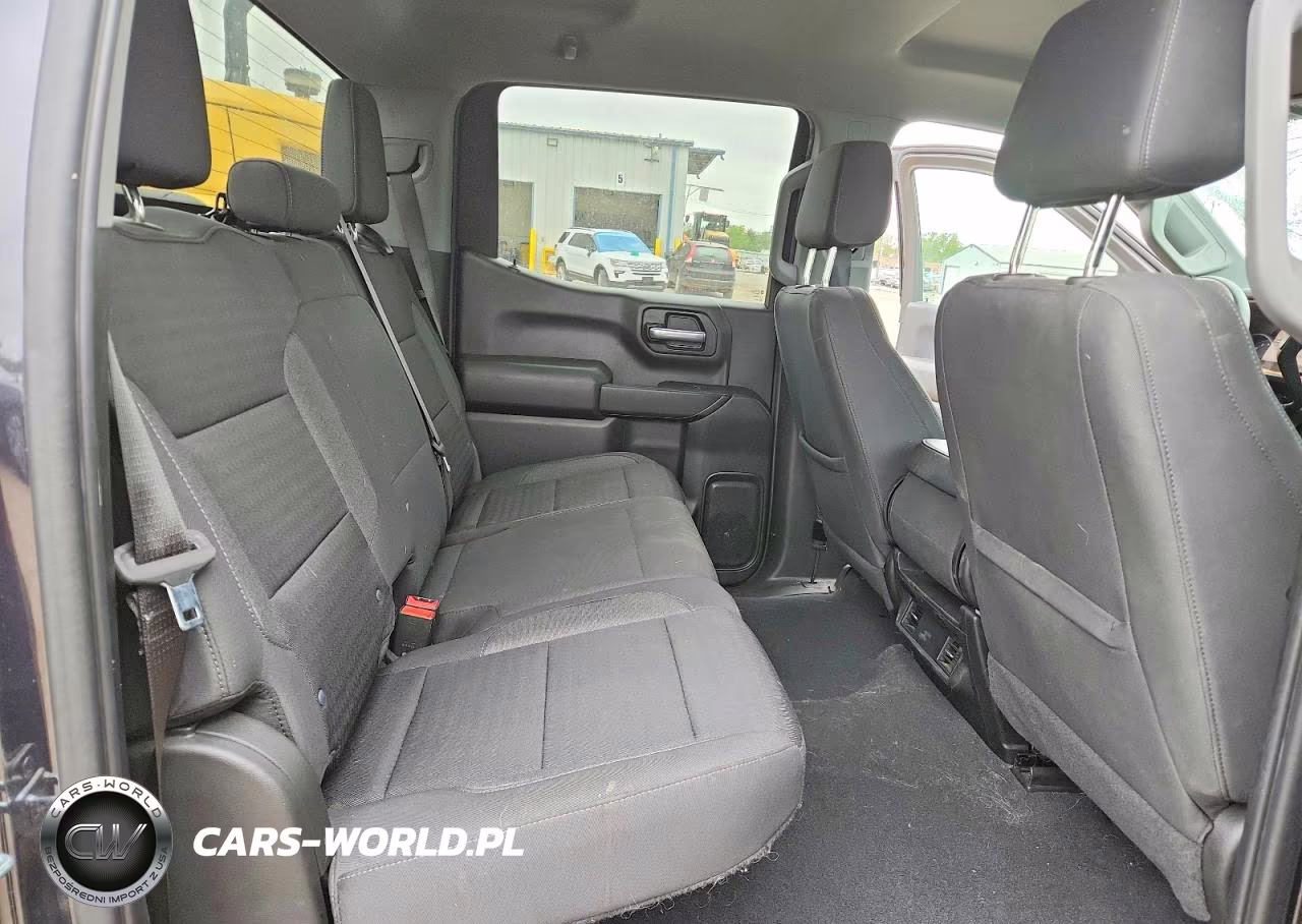 2022 Chevrolet Silverado K1500 Custom VIN:1GCPDBEK9NZ619045 - 10