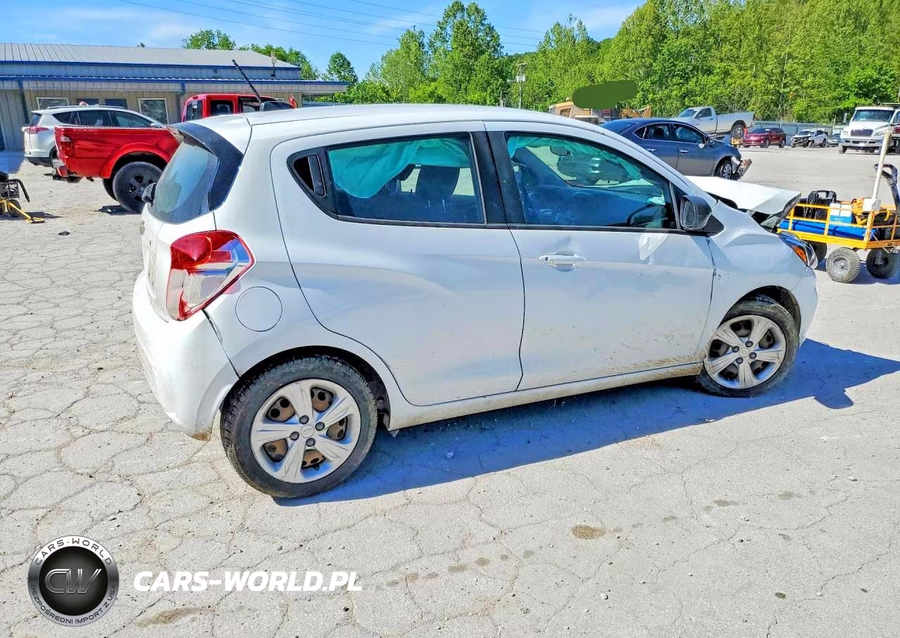 2020 Chevrolet Spark Ls VIN:KL8CB6SAXLC402023 - 3