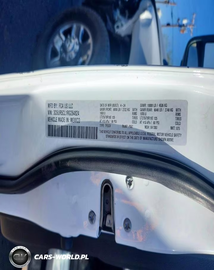2024 Ram 2500 Tradesman VIN:3C6UR5CL1RG264824 - 12