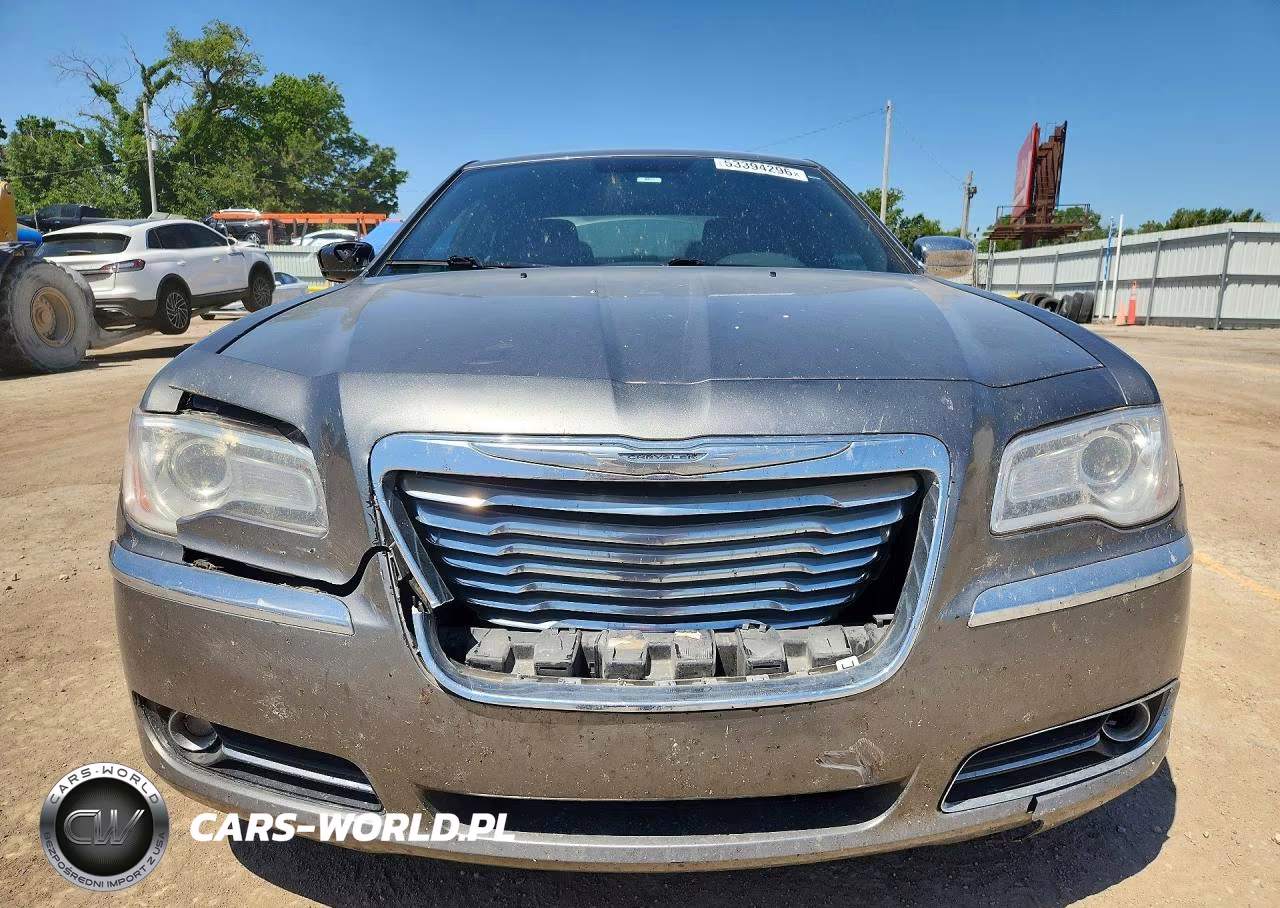 2012 Chrysler 300 Limited VIN:2C3CCACG8CH308363 - 5