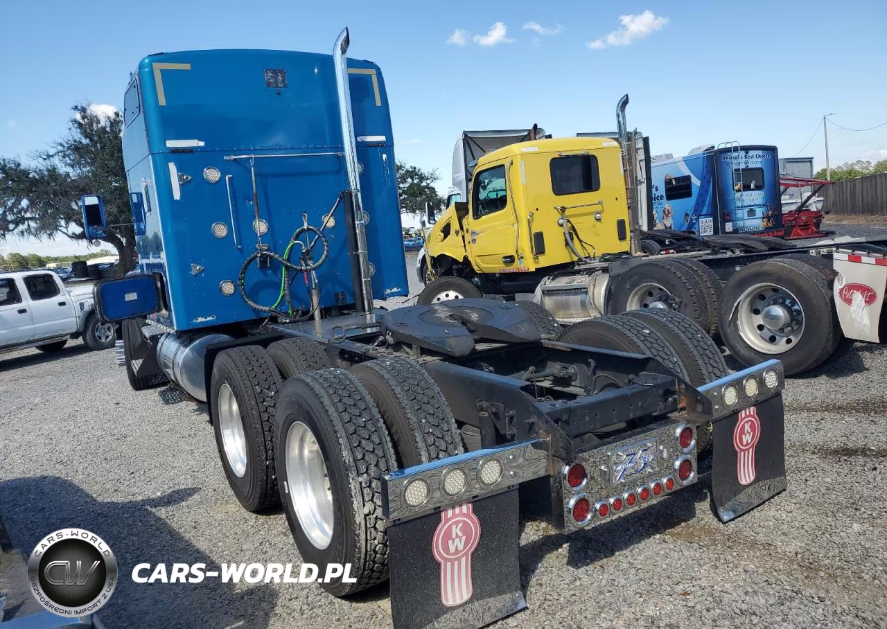 2013 Kenworth T660 Semi Truck VIN:1XKAD49X5DJ366797 - 3