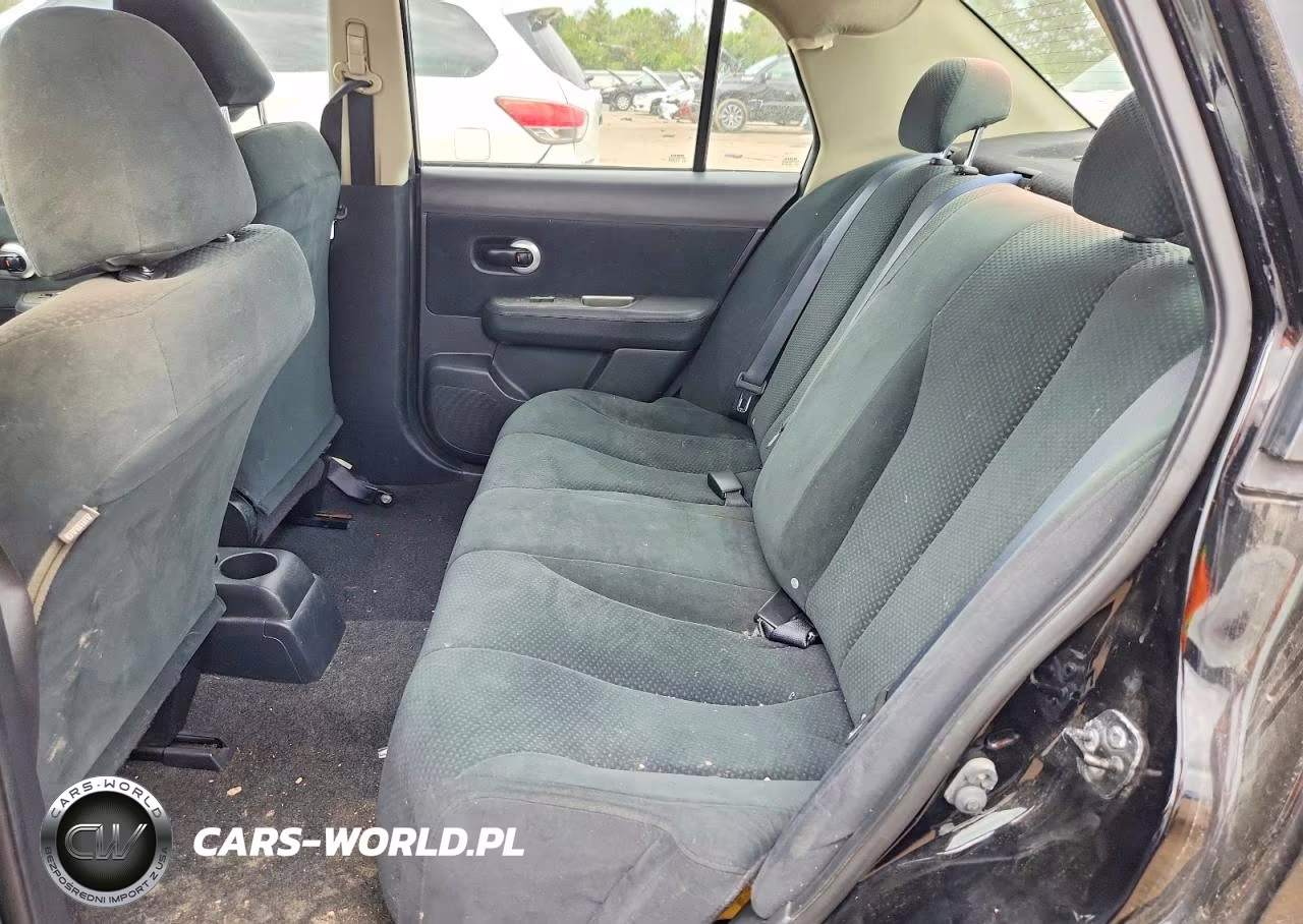 2011 Nissan Versa 1.8 S VIN:3N1BC1AP1BL358458 - 10
