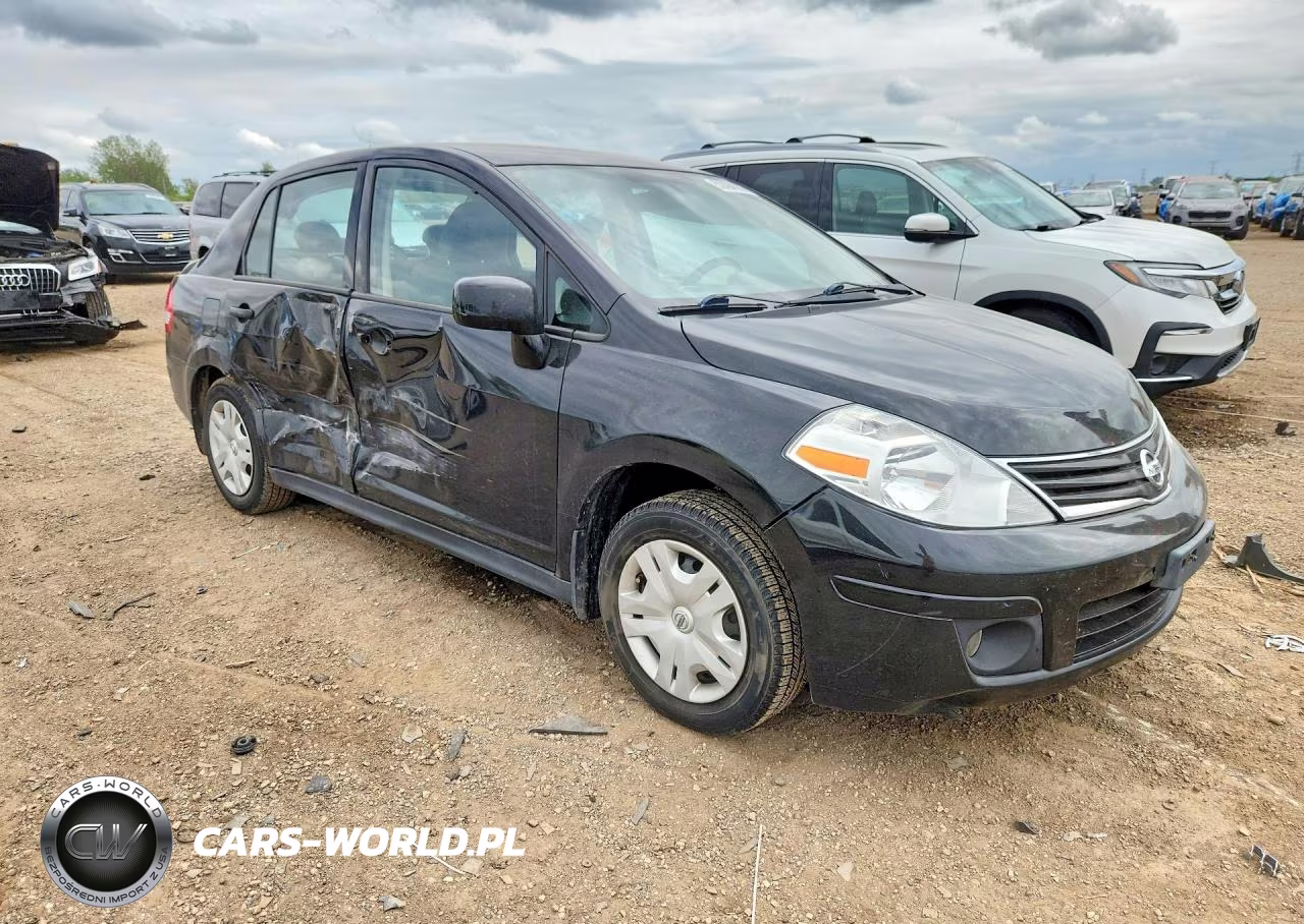 2011 Nissan Versa 1.8 S VIN:3N1BC1AP1BL358458 - 4