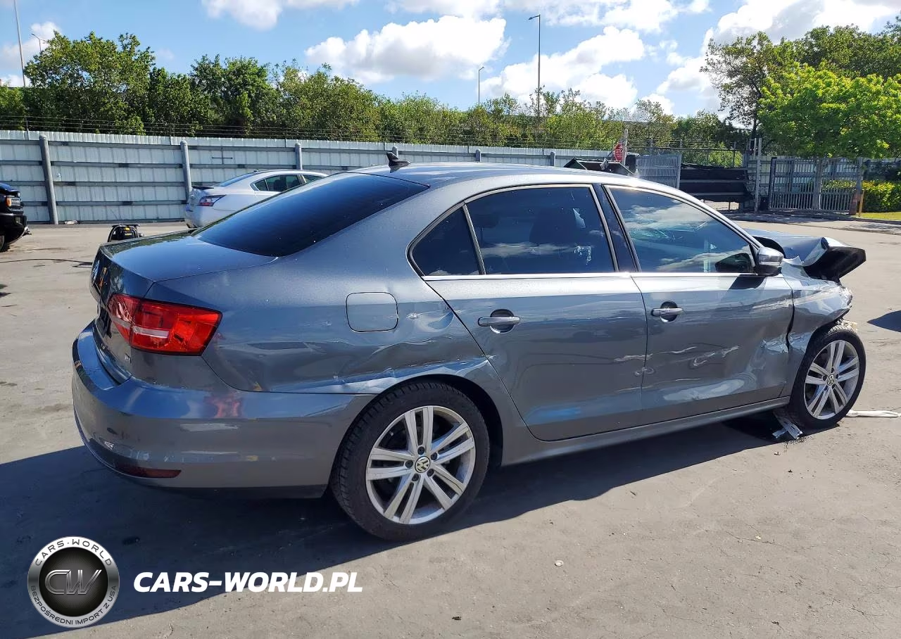 2015 Volkswagen Jetta Tdi VIN:3VWLA7AJ4FM406473 - 3