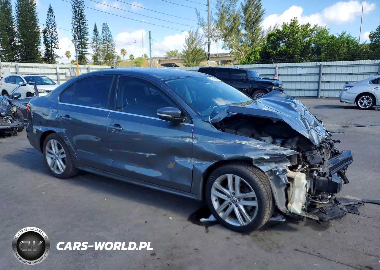 2015 Volkswagen Jetta Tdi VIN:3VWLA7AJ4FM406473 - 4