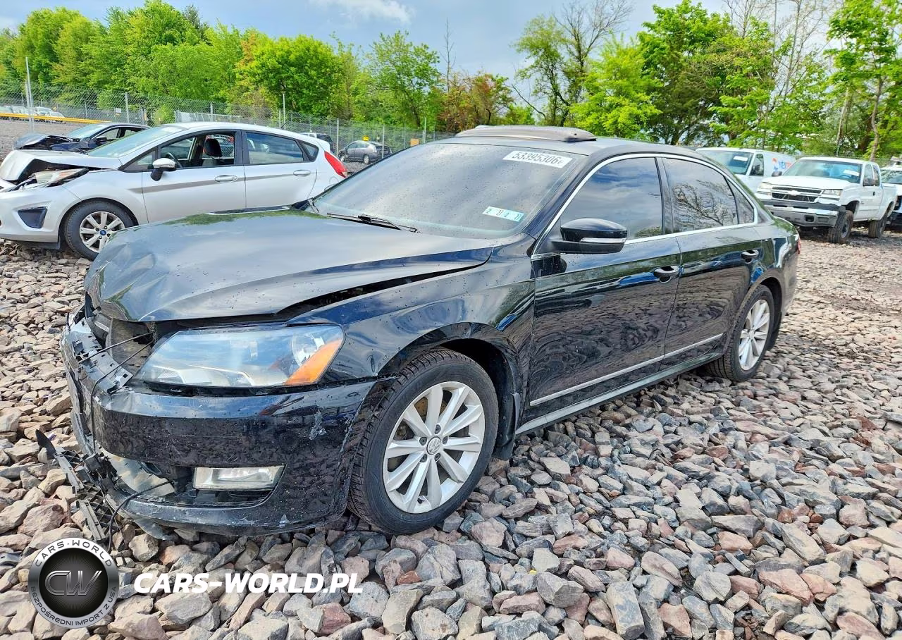 2013 Volkswagen Passat Sel – zdjęcie 1 z 13