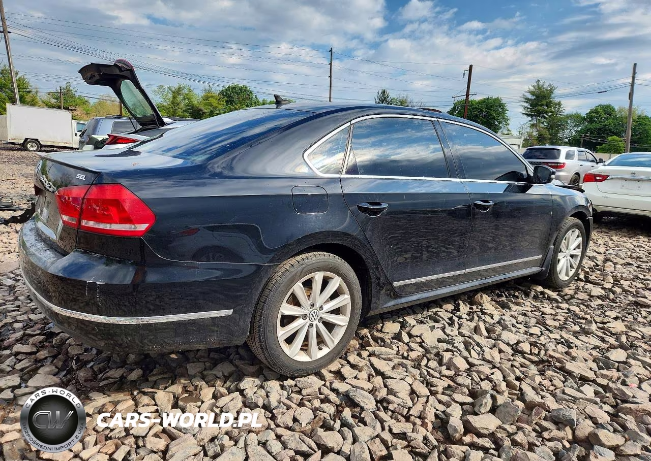 2013 Volkswagen Passat Sel VIN:1VWCP7A37DC041799 - 3
