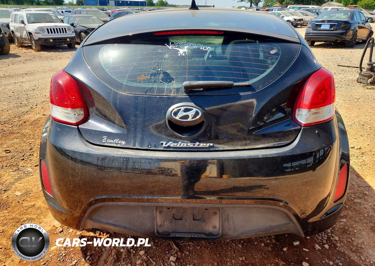 2012 Hyundai Veloster Base VIN:KMHTC6AD4CU072093 - 6