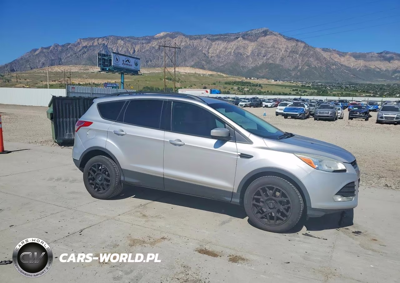 2015 Ford Escape Se VIN:1FMCU9GX2FUA28033 - 4