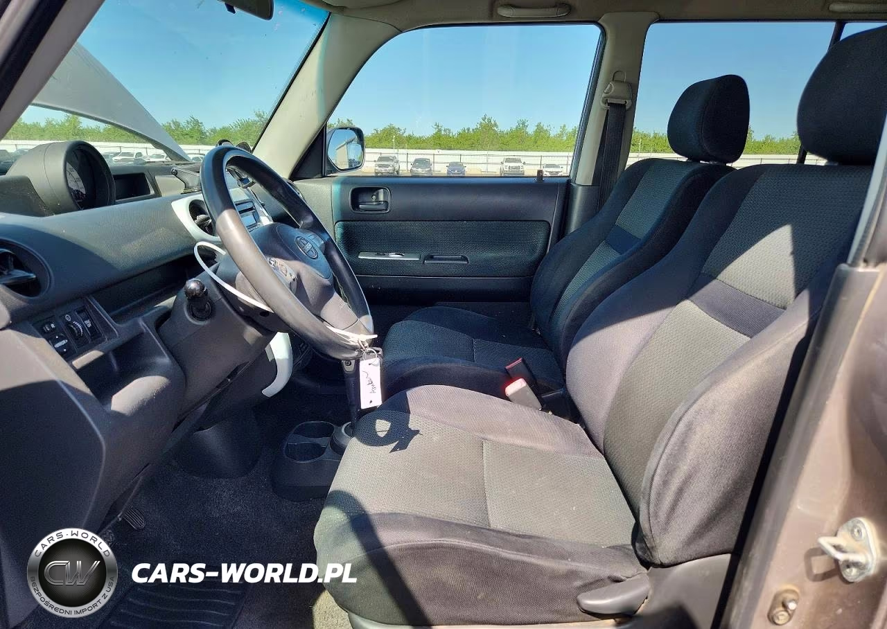 2006 Toyota Scion Xb VIN:JTLKT324464119158 - 7