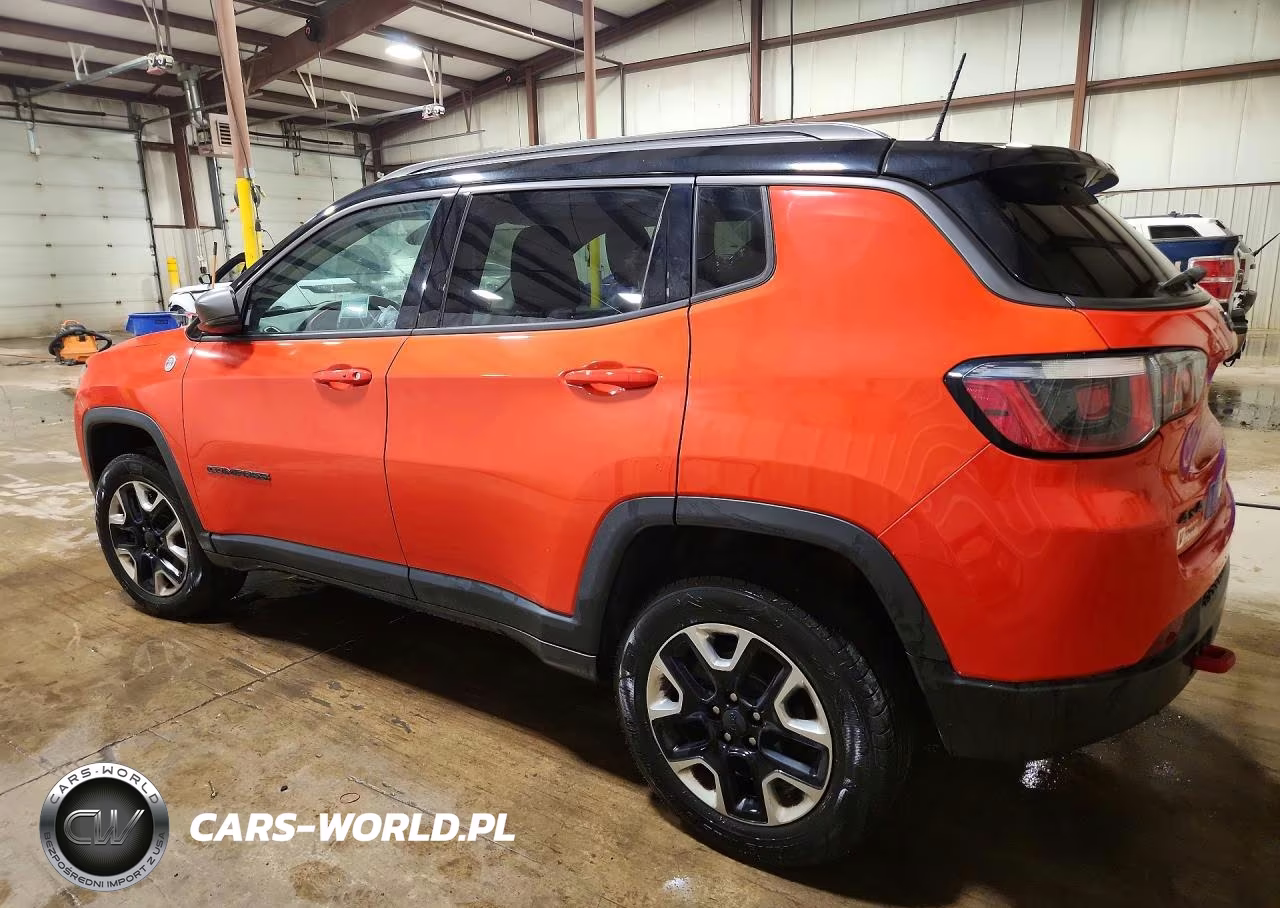 2018 Jeep Compass VIN:3C4NJDDB5JT465609 - 2