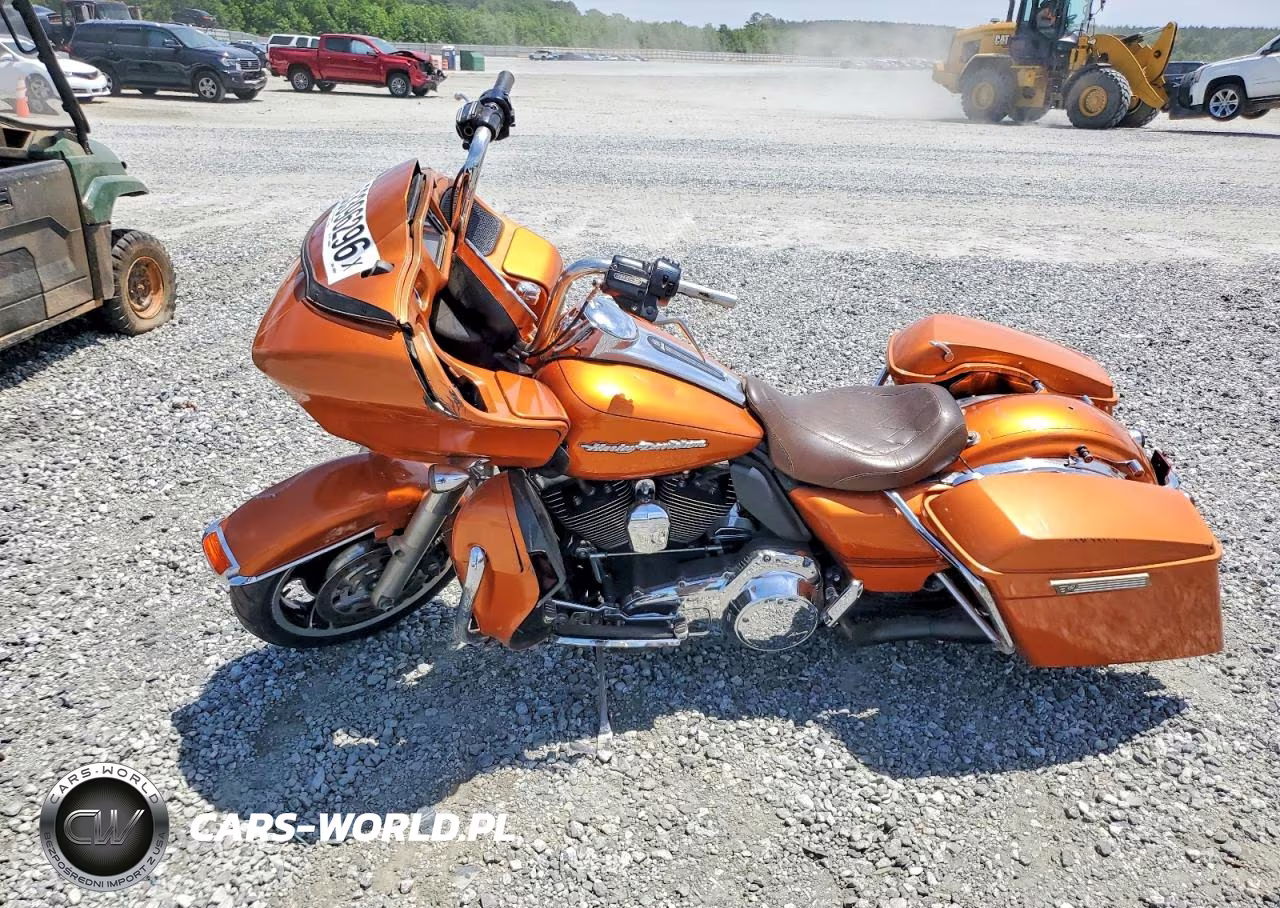 2015 Harley-Davidson Fltrx Road Glide VIN:1HD1KHM1XFB630085 - 3