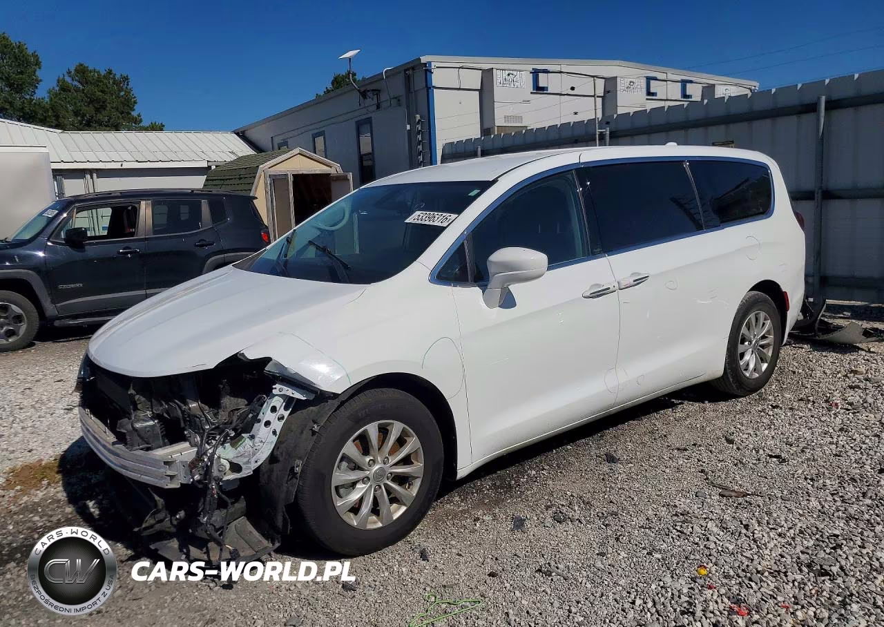 2018 Chrysler Pacifica Touring Plus – zdjęcie 1 z 14