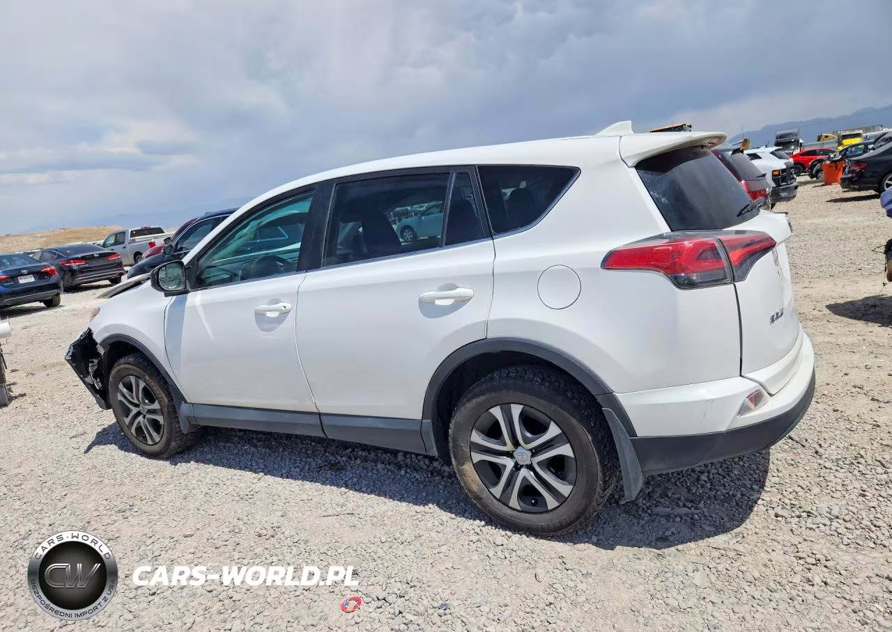 2018 Toyota Rav4 Le VIN:2T3BFREV8JW779189 - 2