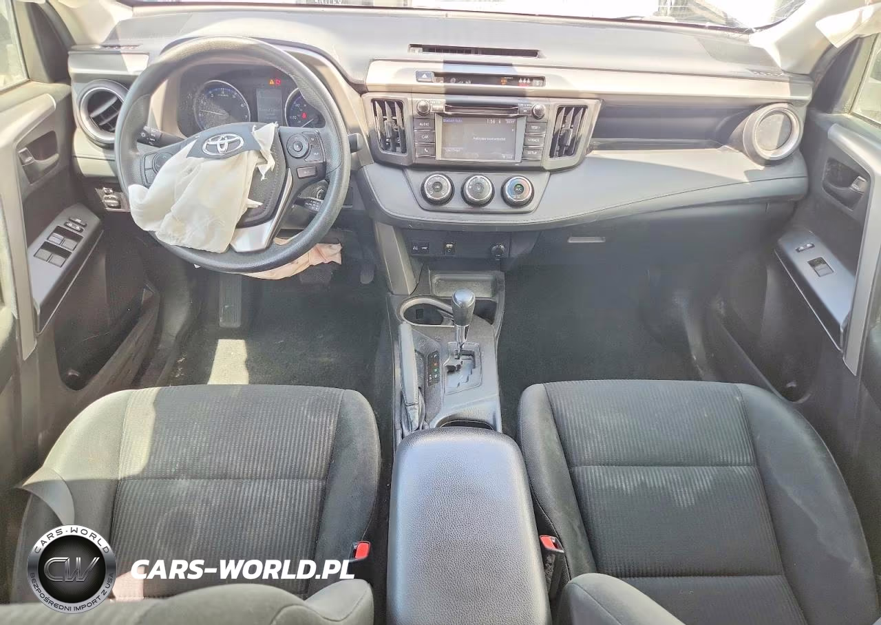 2018 Toyota Rav4 Le VIN:2T3BFREV8JW779189 - 8