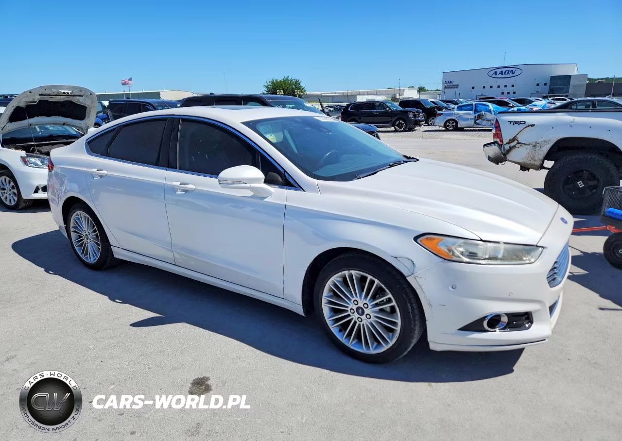 2014 Ford Fusion Se Hybrid VIN:3FA6P0LU7ER298385 - 4