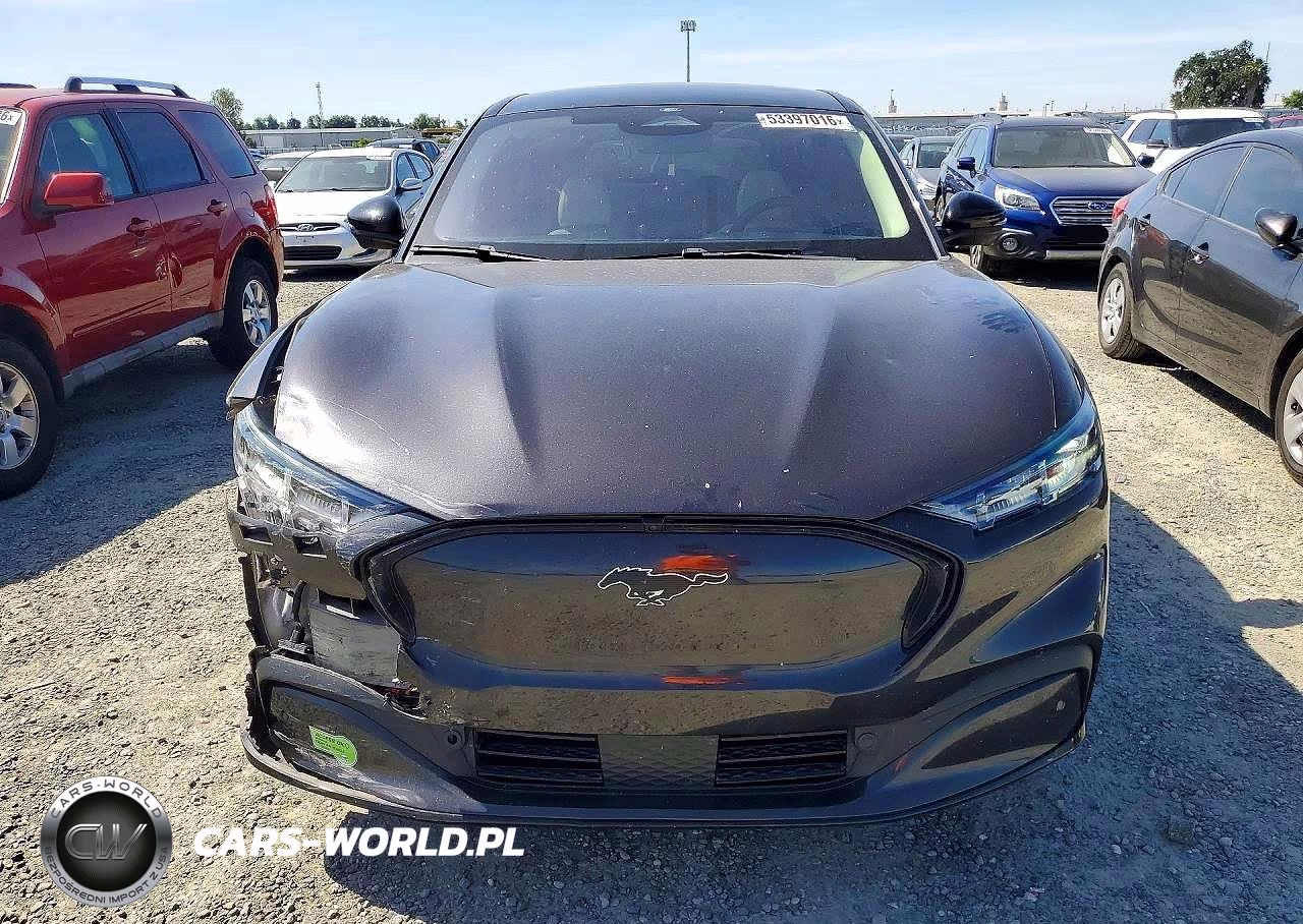 2021 Ford Mustang Mach-E Premium VIN:3FMTK3RMXMMA46139 - 5