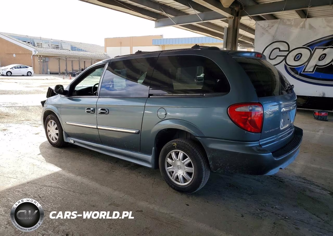 2005 Chrysler Town & Country Touring VIN:2C4GP54L95R209200 - 2