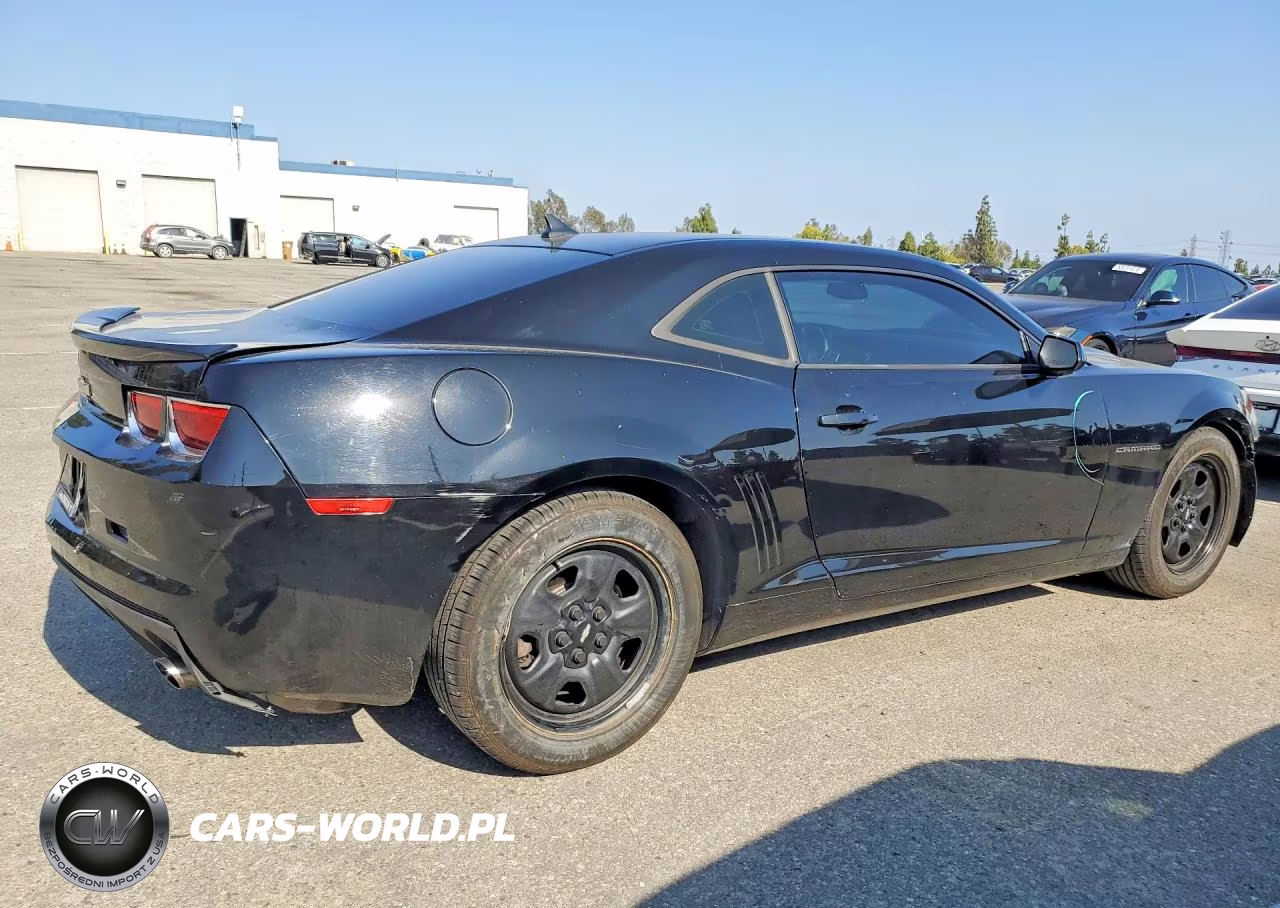 2013 Chevrolet Camaro Ls VIN:2G1FA1E34D9187201 - 3