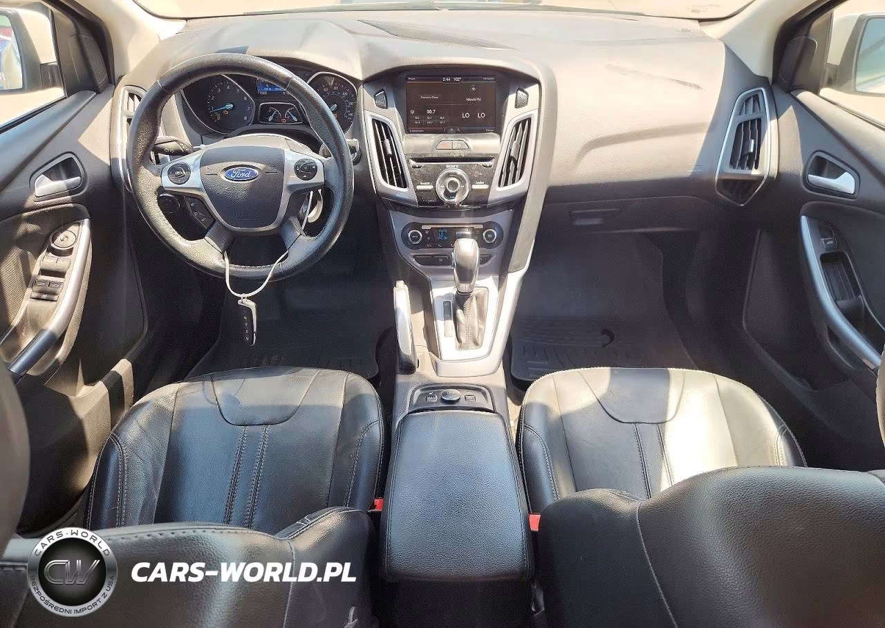 2014 Ford Focus Titanium VIN:1FADP3J27EL132733 - 8