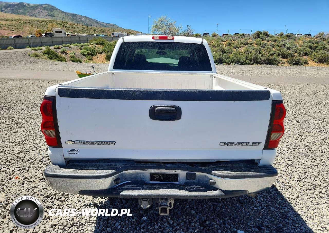 2005 Chevrolet Silverado K2500 Heavy Duty VIN:1GCHK232X5F900415 - 6