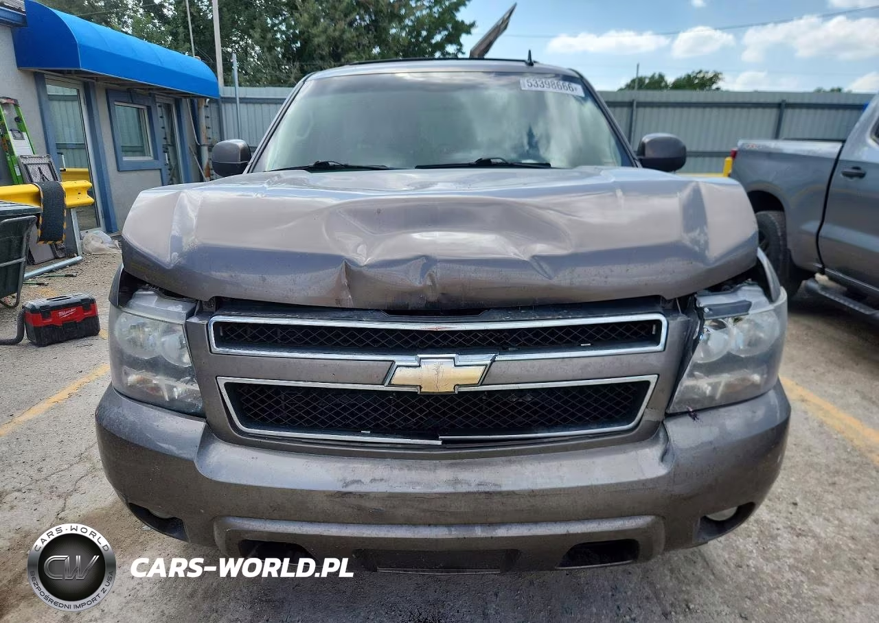2011 Chevrolet Tahoe C1500 Lt VIN:1GNSCBE01BR274754 - 5