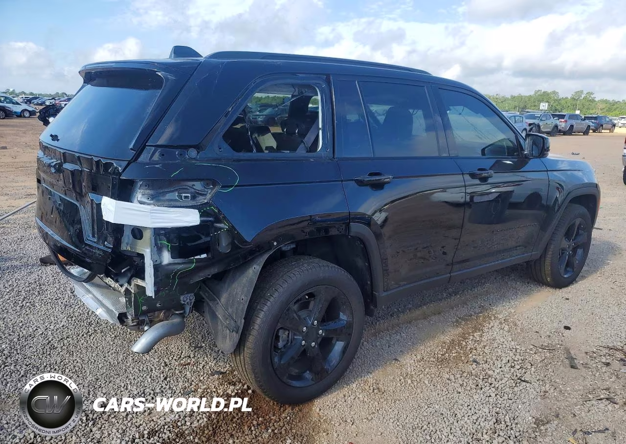 2025 Jeep Grand Cherokee Limited VIN:1C4RJGBG2SC284319 - 3