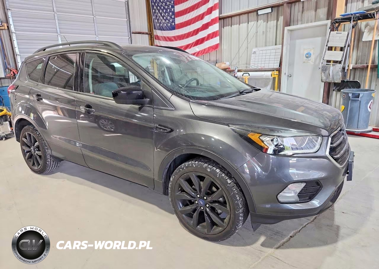 2019 Ford Escape Se VIN:1FMCU0GD2KUB10632 - 4