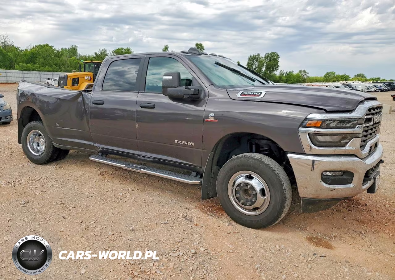 2026 Ram 3500 Big Horn VIN:3C63RRHL2TG167120 - 4