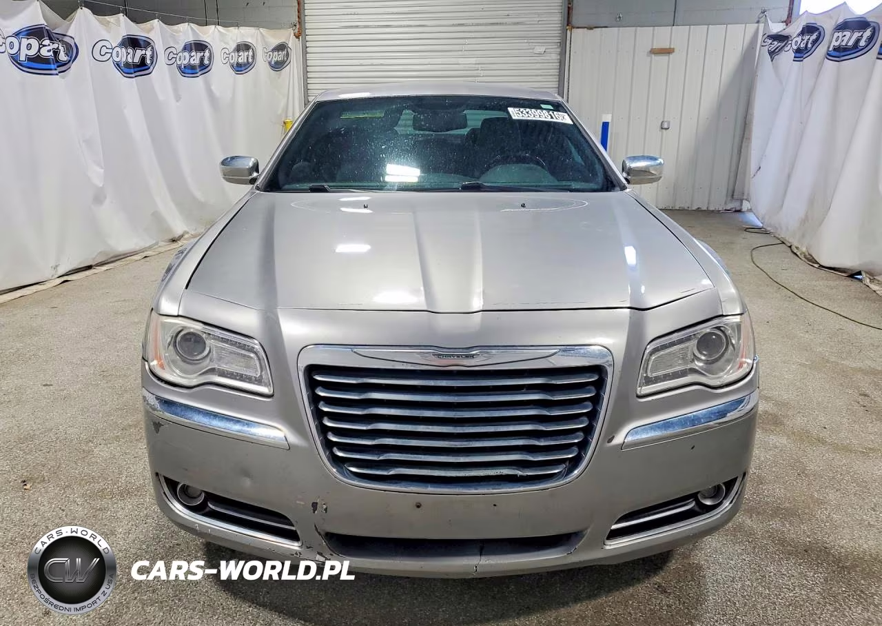 2013 Chrysler 300C VIN:2C3CCAKG0DH683084 - 5